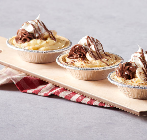 Nutella Mini Banana Cream Pies Bake Slide Show 1200x800.jpg